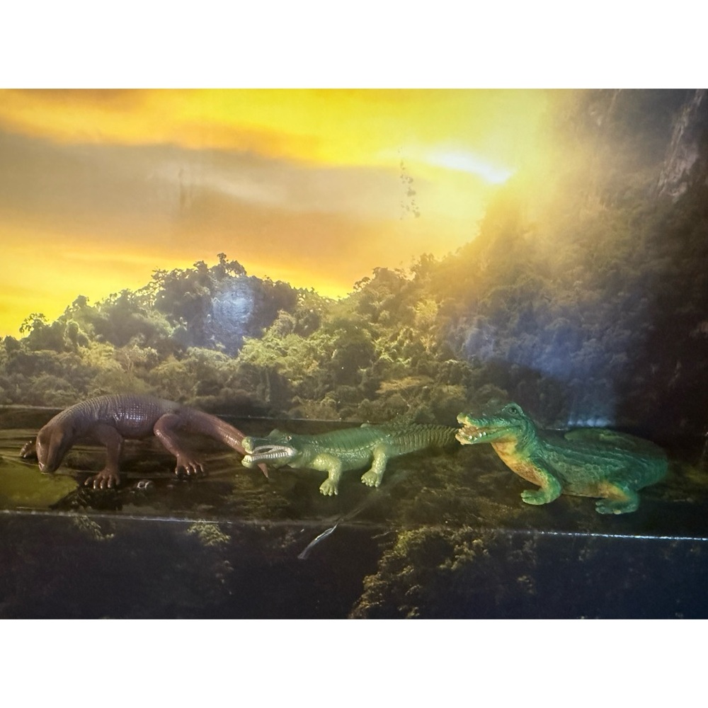 Lot of 3 PVC Figures Alligator Safari Komodo Dragon Sarcosuchus Crocodile